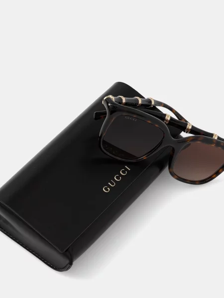 Солнцезащитные очки Gucci
