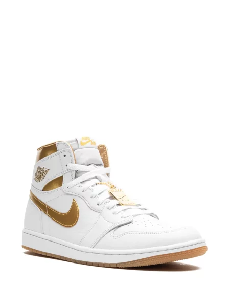 Retro stiliaus sportbačiai Jordan Air Jordan 1 balta