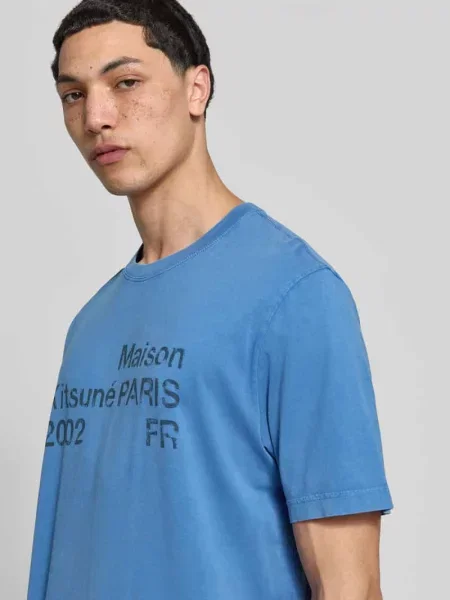T-shirt o kroju relaxed fit z nadrukiem z logo Maison Kitsune niebieska
