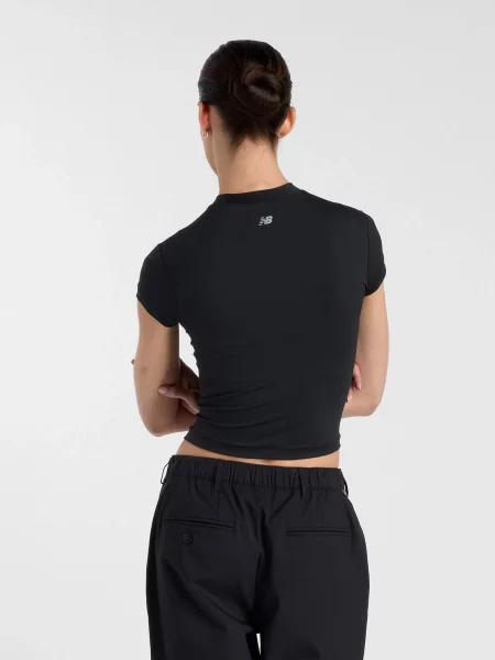 Футболка New Balance черная