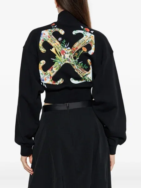 Top Off-white cu model floral alb