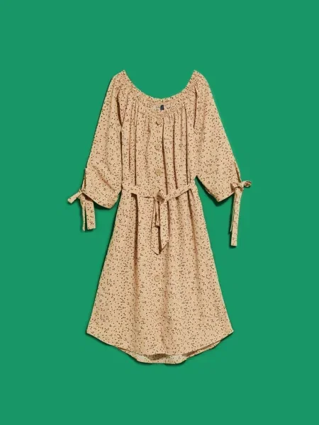 Rochie Moodo de costum bej