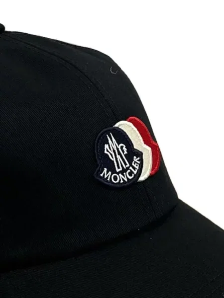 Șapcă Moncler cu autograf negru
