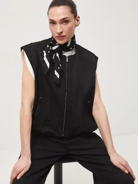 Medicine bezrękawnik czarna