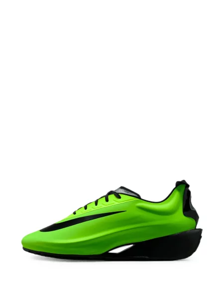 Маратонки Nike Air Zoom с качулка червено