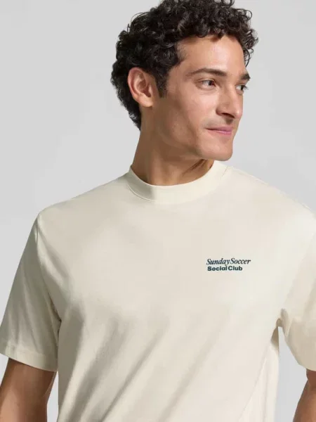 T-shirt z nadrukiem z napisem Mcneal