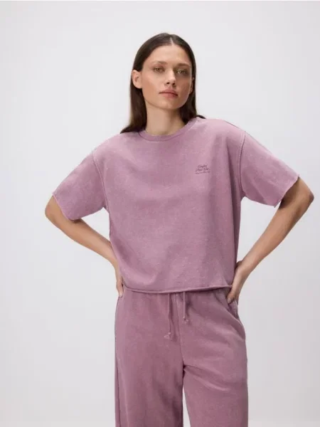 Reserved Tricou cu imprimeu violet-metalizat violet