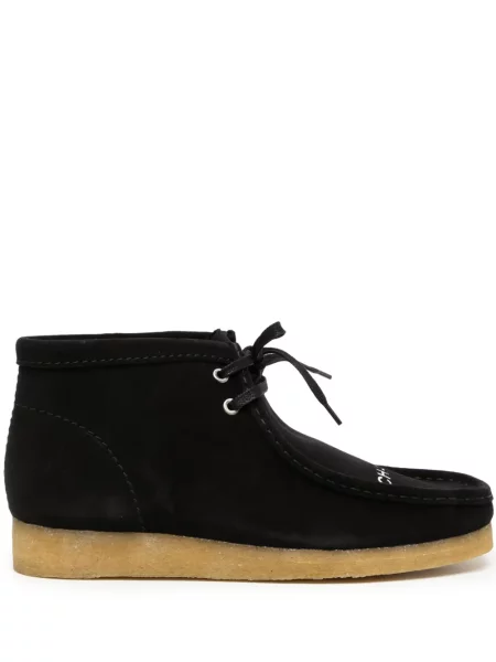 Botine Clarks Originals din piele de căprioară negru