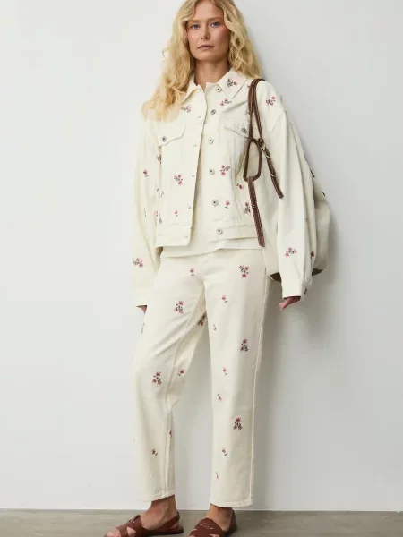 Medicine джинси mom fit