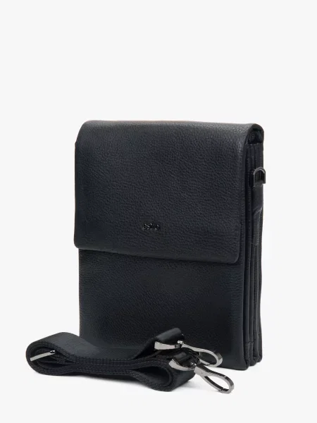 Кожаная сумка через плечо Estro черная