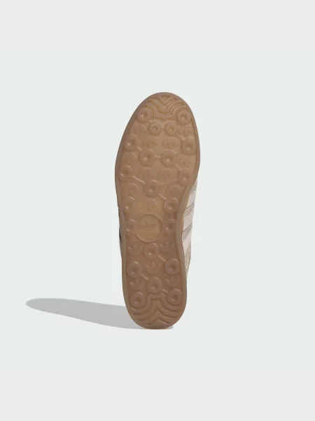 Кожаные кеды Adidas бежевые