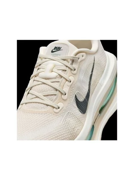 Pantofi Nike bej
