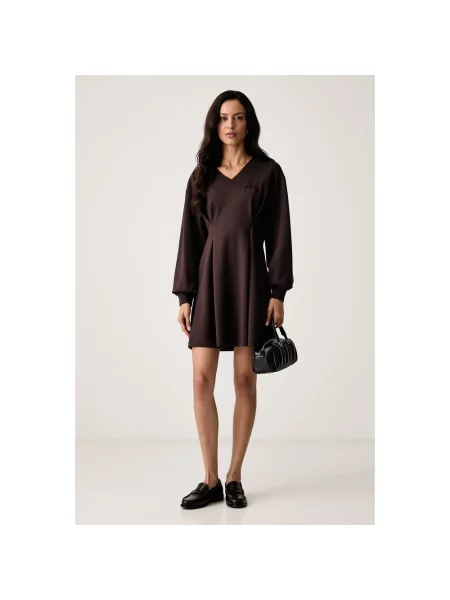 Sukienka Armani Exchange brązowa
