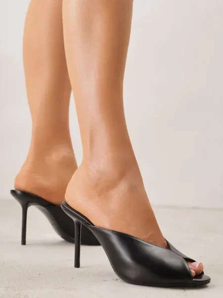 Papuci Ariesona negri