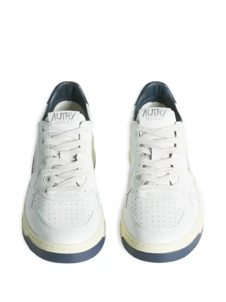 Fűzős csipkés sneaker Maison Kitsuné fehér