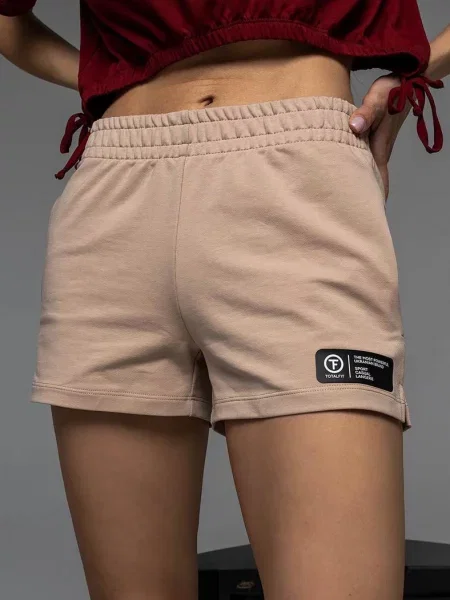 Женские шорты бежеві