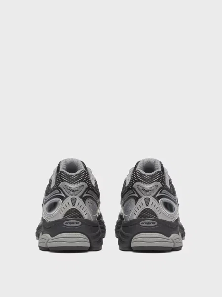 Кроссовки Saucony