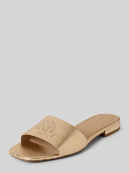 Klapki ze skóry z detalem logo model ‘EVERLEY’ Lauren Ralph Lauren złote