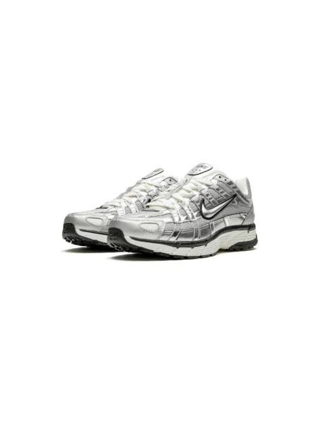 Pantofi Nike gri