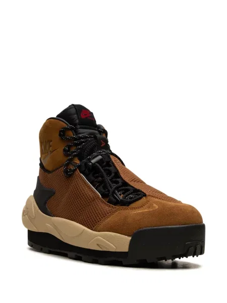 Tenisky Nike hnědé