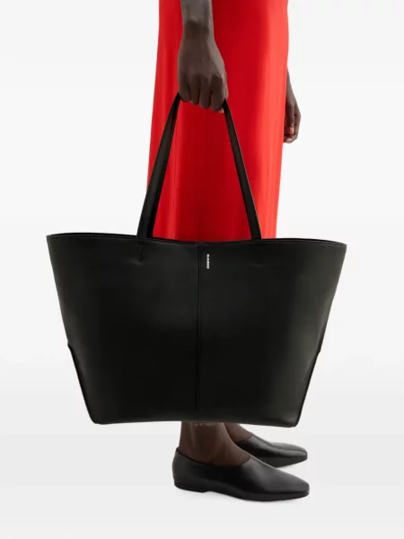Kožená shopper kabelka Jil Sander s autogramem černá