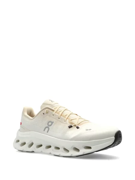 Fűzős csipkés sneaker On