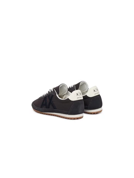 Sneakersy Armani Exchange Tmavo hnedá