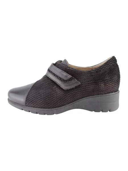 Pantofi Piesanto maro