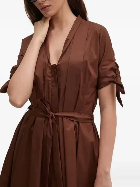 Rochie midi Sandro Ferrone până la genunchi de costum maro