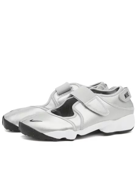 Sneakersy Nike czarne