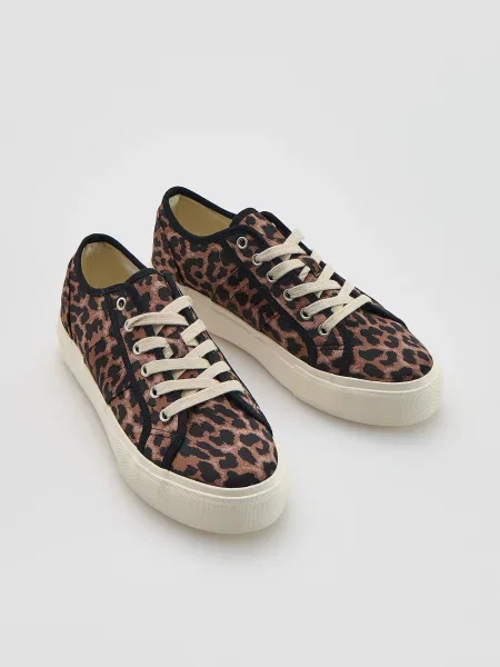 Кроссовки Reserved с принтом