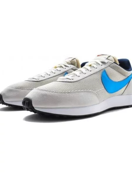 Top Nike gri