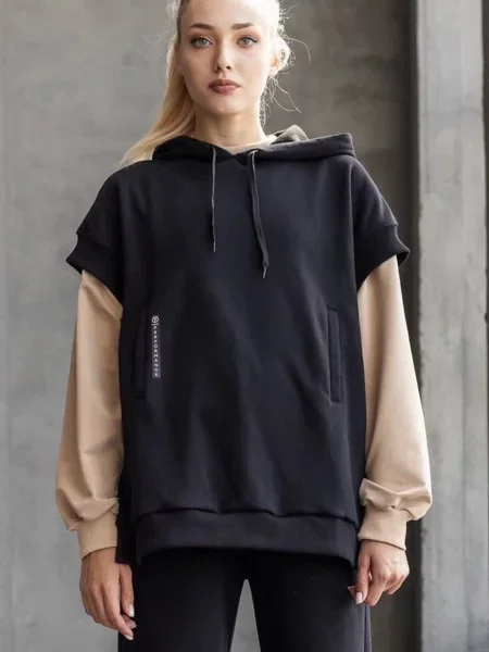 Жилет чорний