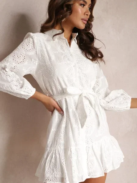 Sukienka Ozdobiona Haftem Koszulowa Baucia biała