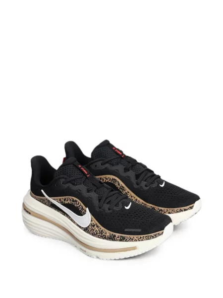 Sneakerși Nike Vomero cu imagine cu model leopard negru