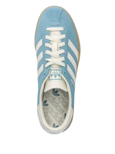 Pruhované slip on tenisky Adidas Campus s výšivkou bílé