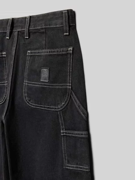 Jeansy o szerokim kroju z naszywką z logo model ‘Alex’ Jack & Jones czarne