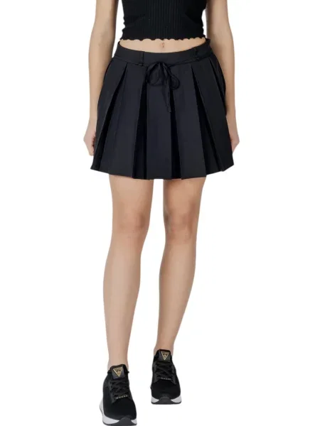 Plisovaná plisovaná sukňa Only čierna