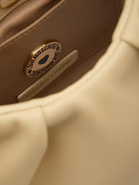 Кожаная сумка Moschino бежевая