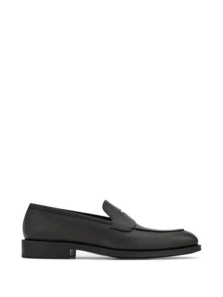 Loafersy Ferragamo čierna