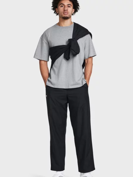 Брюки Under Armour черные