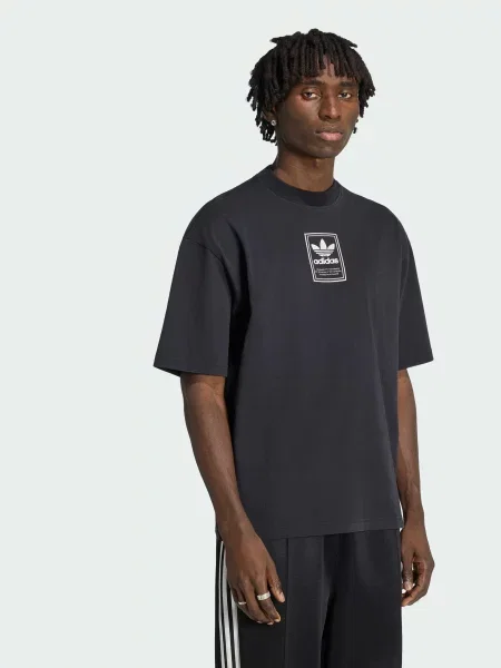 Футболка adidas Graphics чорний