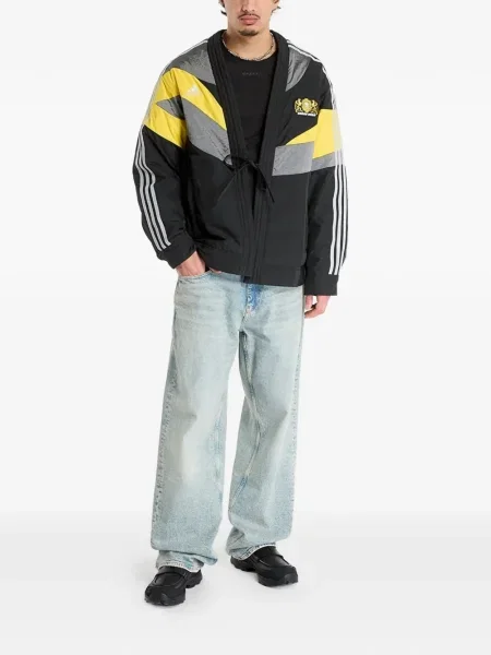 Pălărie Adidas cu dungi cu platformă din jerseu alb