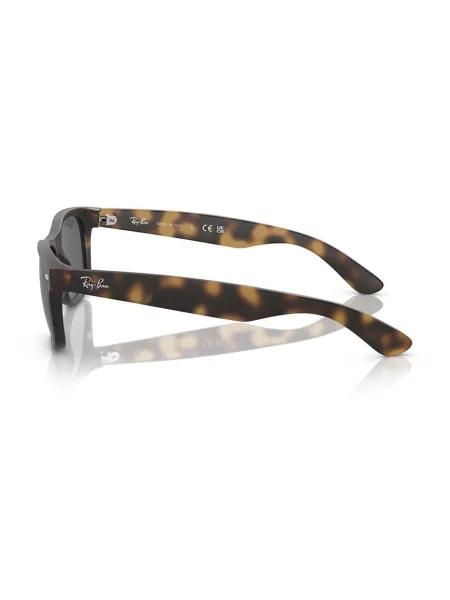 Ray-Ban gyerek napszemüveg barna