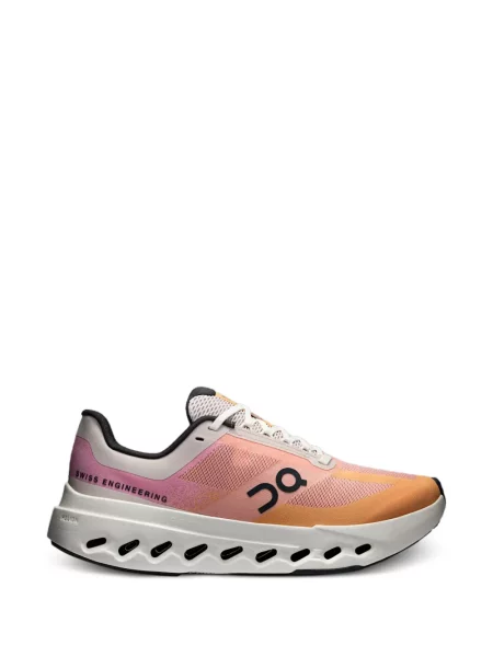 Sneakerși On portocaliu