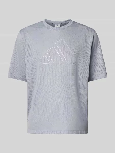 T-shirt z nadrukiem etykiety Adidas Training