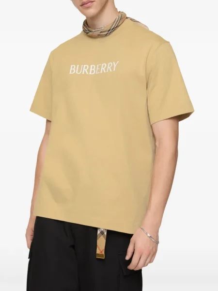 Majica Burberry s autogramom