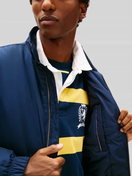 Bomberka o kroju relaxed fit ze stójką Tommy Jeans granatowa