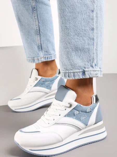 Biało-Niebieskie Sznurowane Sneakersy z Ekoskóry z Błyszczącymi Wstawkami Fiviara białe
