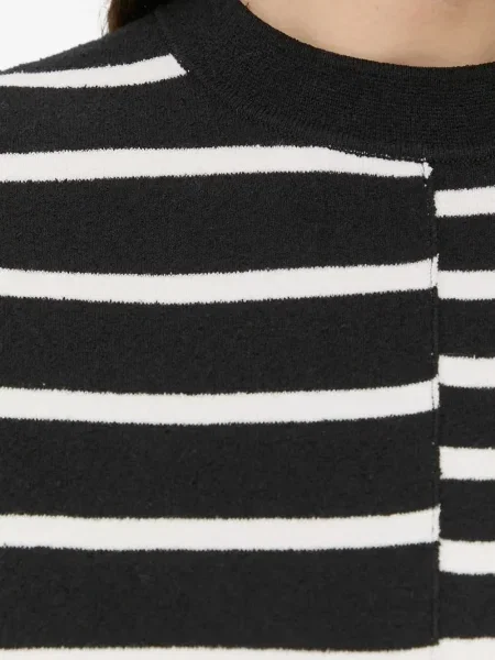 Prugasti džemper Tiger Of Sweden s okruglim izrezom crna